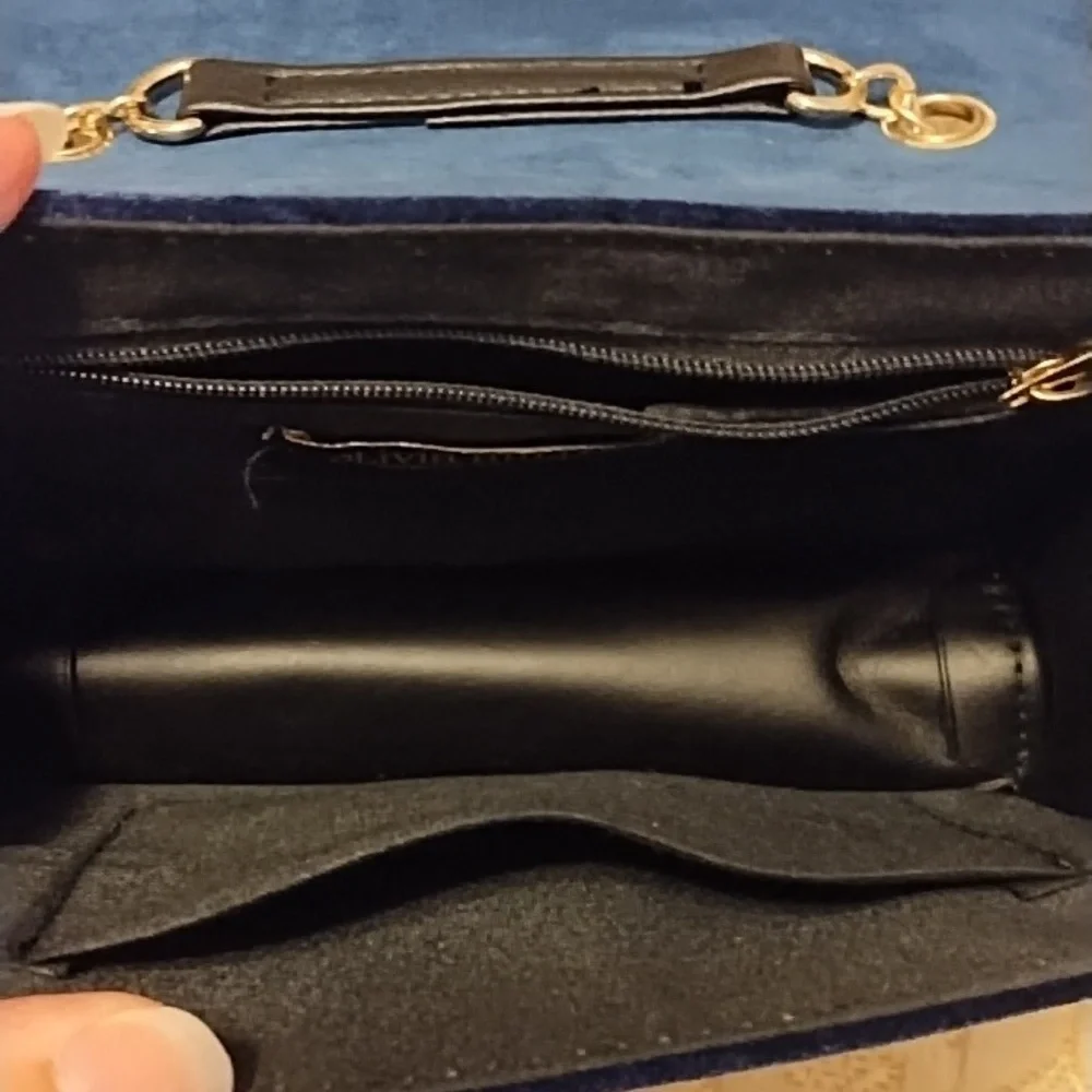 Olivia Miller Purse "Love" - Picture 6 of 8